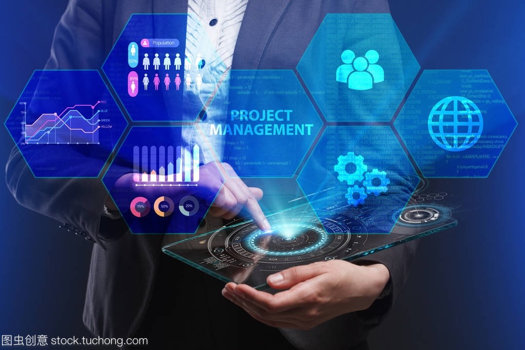 互联网技术开发 连接商务、技术与网络的桥梁